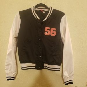 H&M Varsity Jackdt